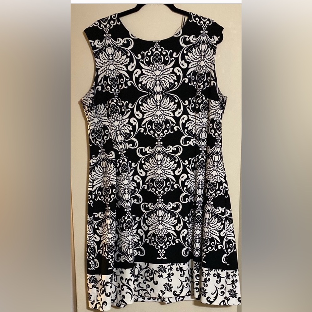 Studio One Black and White A-Line Mini Dress